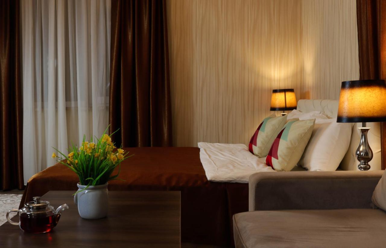 De'Mar Hotel บิชเคก ภายนอก รูปภาพ